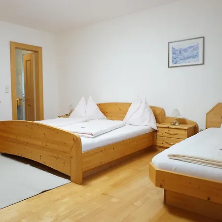 Musikhof Lexer Habitación en casa particular Liesing