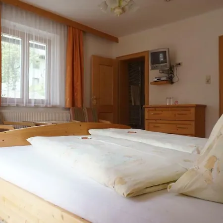 Проживание в семье Musikhof Lexer Лизинг